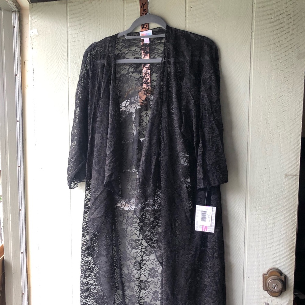 Black Lace Shirley